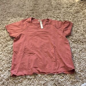 Lululemon swiftly tech